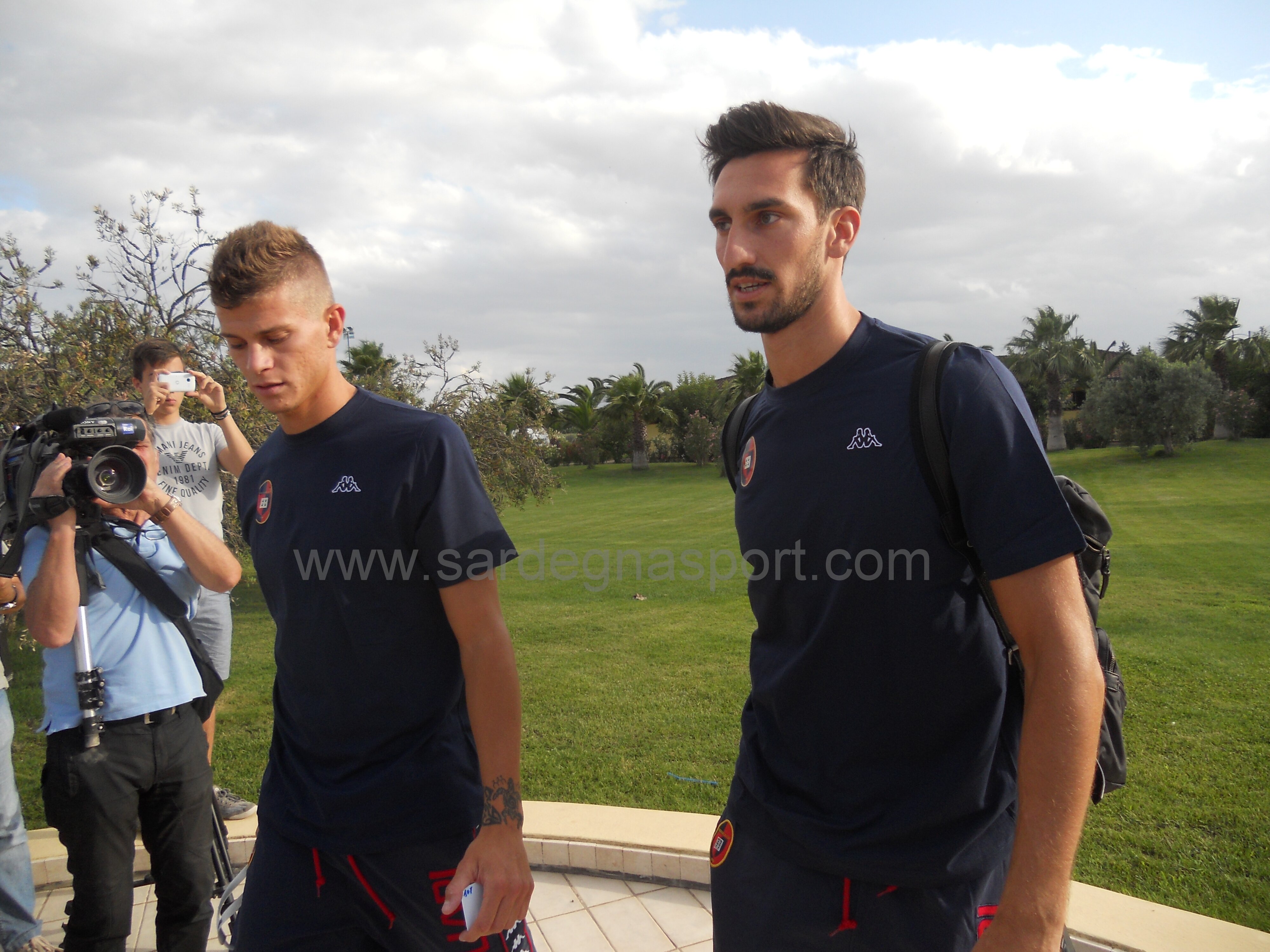 Samuele Longo Davide Astori Cagliari