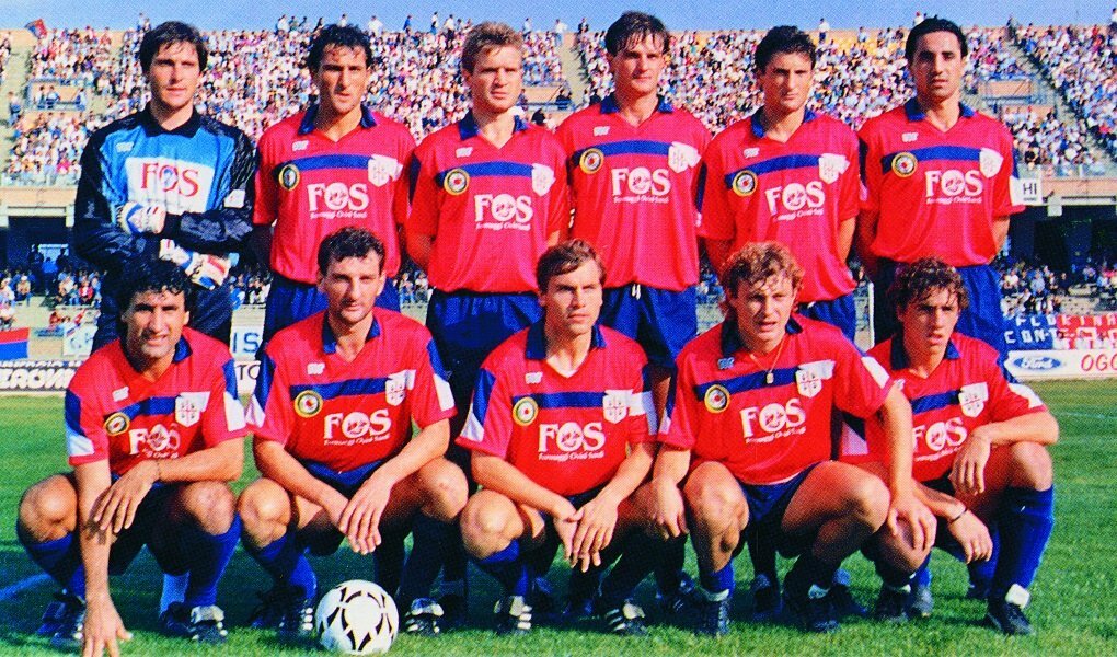 L'undici del Cagliari nell'era Ranieri, in maglia rossa