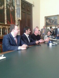 Conferenza stampa al Comune di Cagliari con Meis, Silvestrone e Zedda (foto: Sardegna Sport)