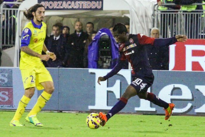 Godfred Donsah contro il Chievo (foto: Fabio Murru - SardegnaSport.com)