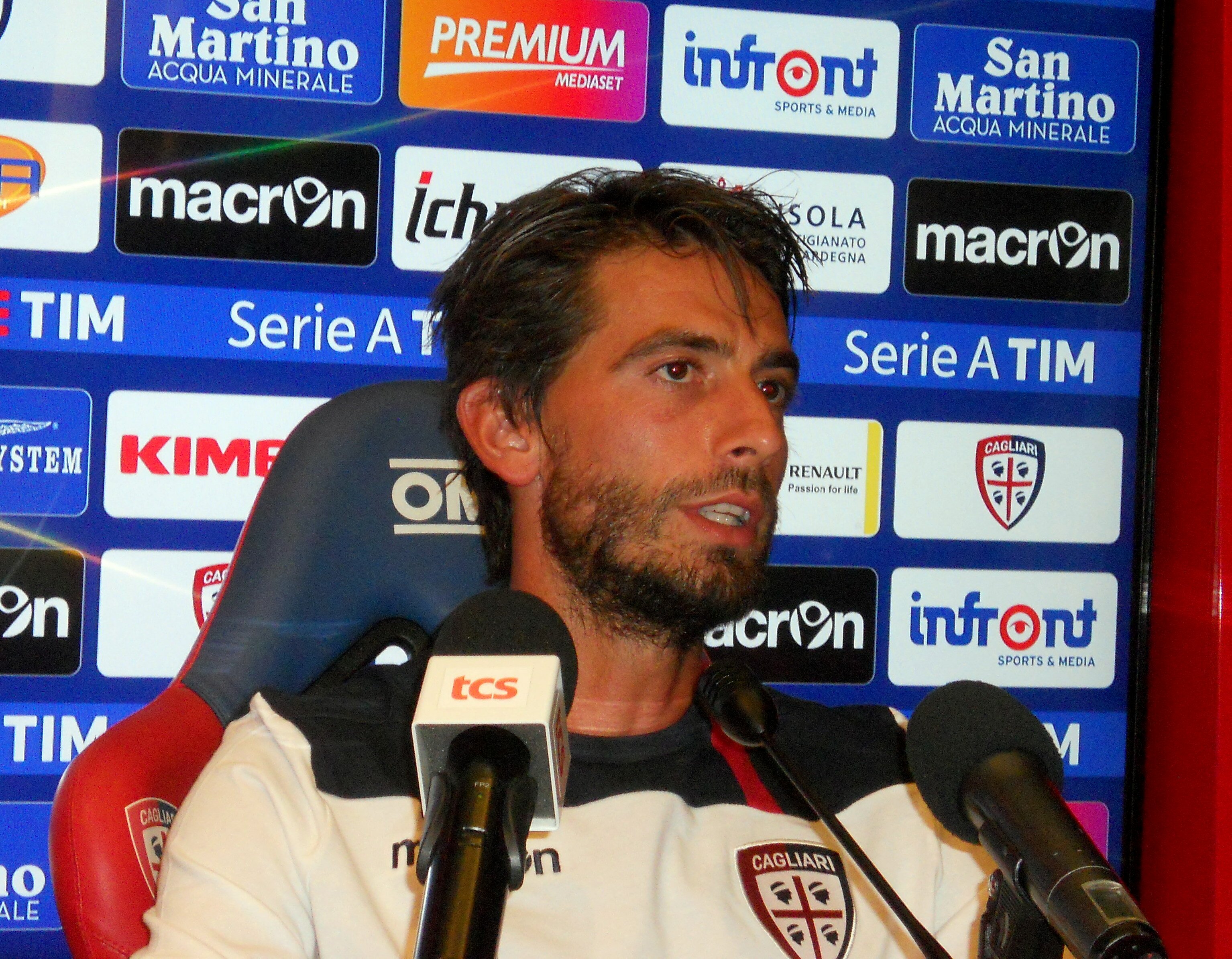 UFFICIALE – Munari dal Cagliari al Parma