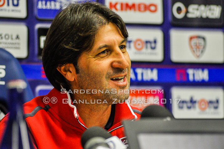 Massimo Rastelli, sta chiudendo la seconda stagione alla guida del Cagliari. Ce ne sarà una terza?