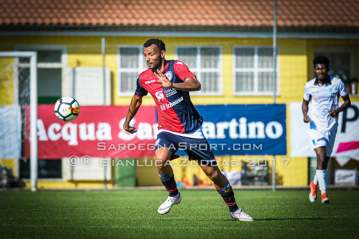 Cagliari, Joao Pedro: “Con la Juve vogliamo giocarcela”